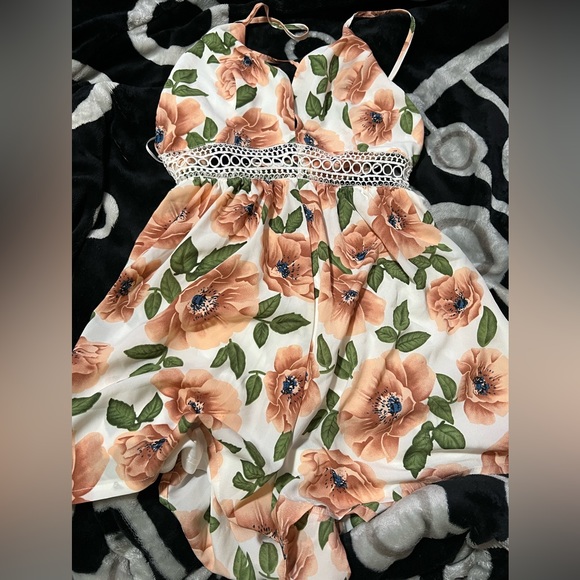 Fashion Nova Pants - NWT fashion noval floral romper